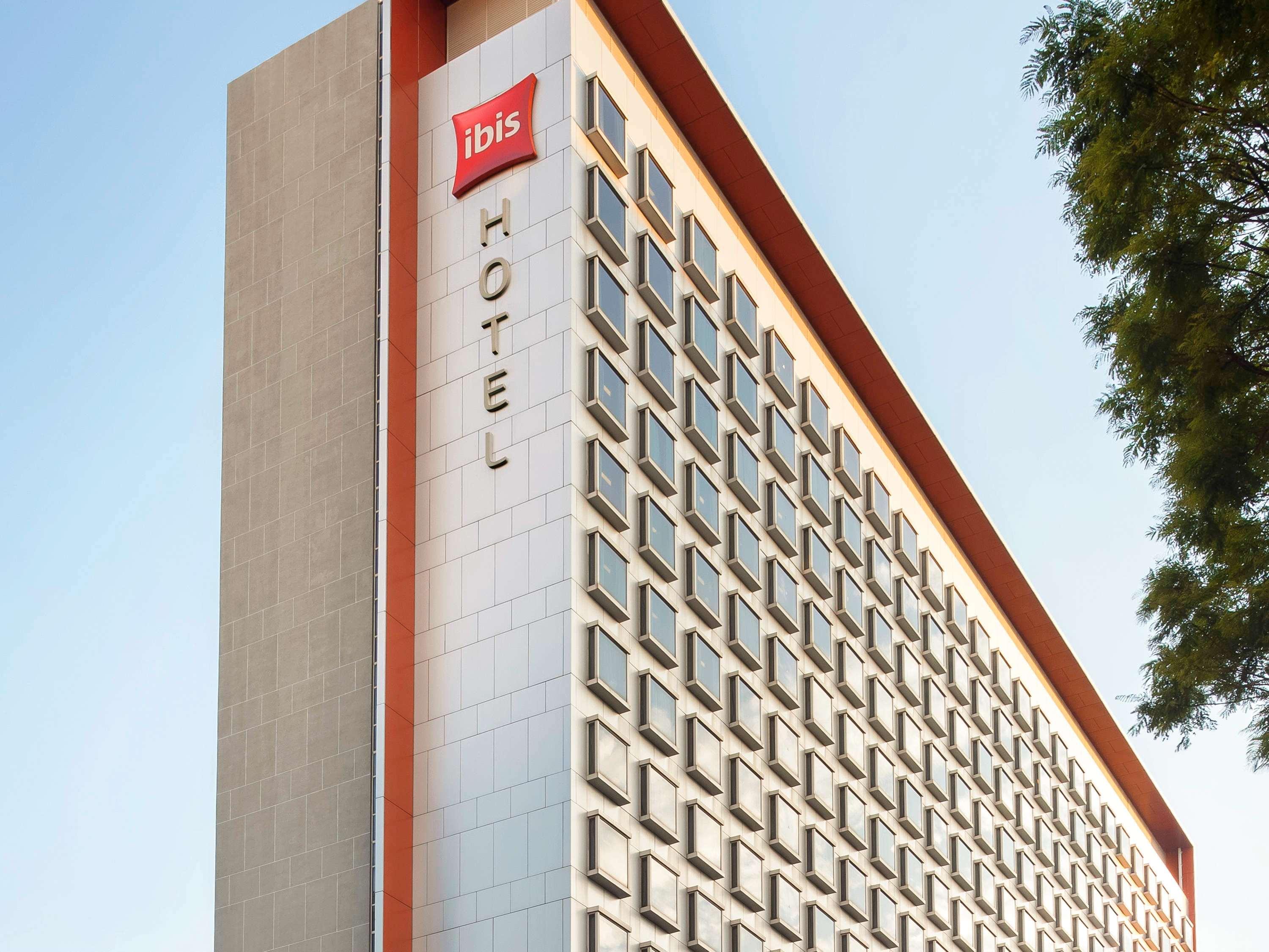 Ibis Singapore On Bencoolen - Newly Renovated Exterior foto